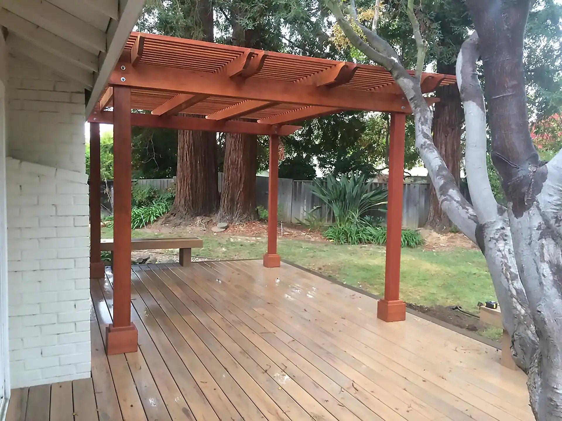 Standardized pergola guide sizes in northern california